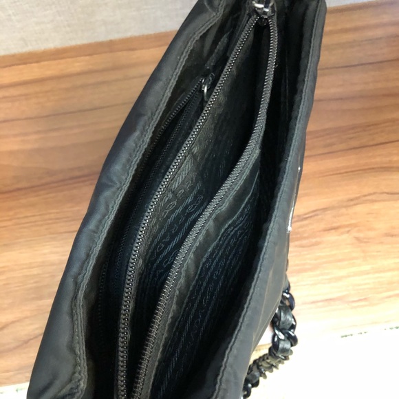 Prada Tessuto Vintage Nylon Bag with long strap - Picture 10 of 11